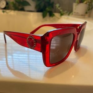 Women’s sunglasses